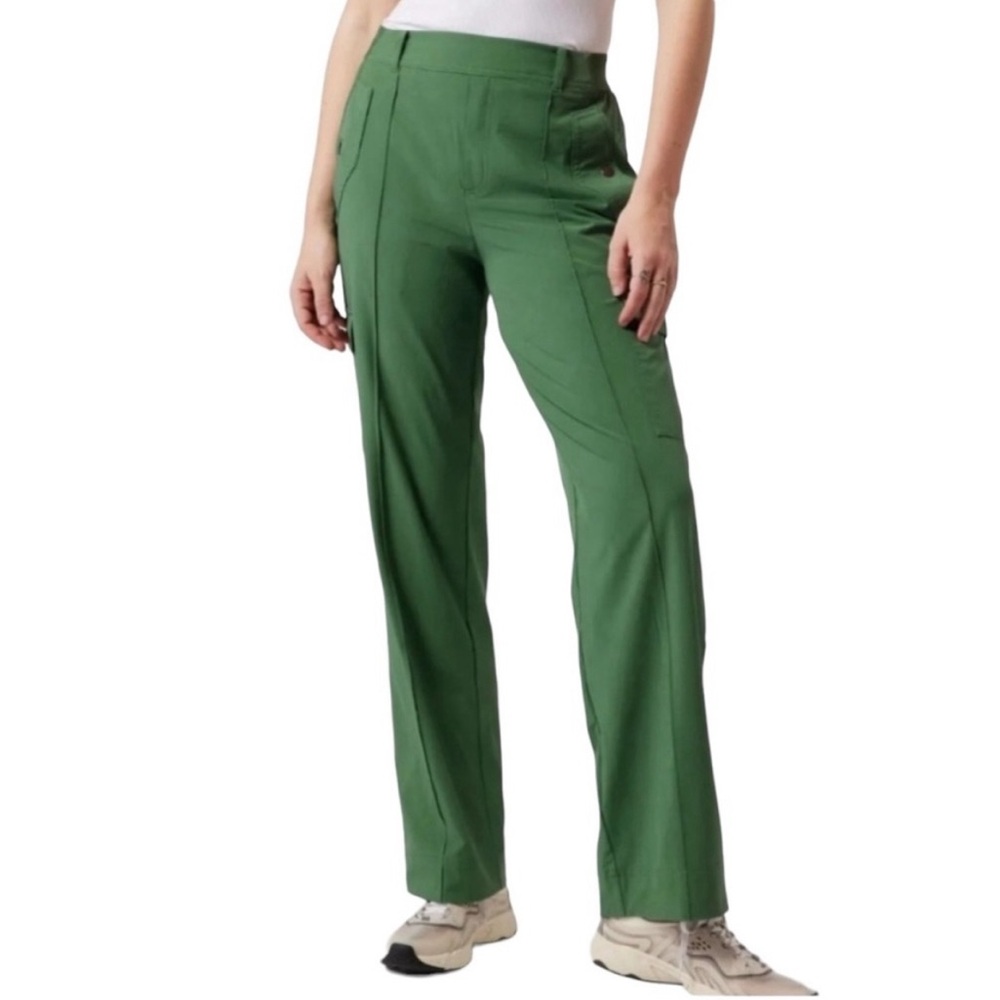 Athleta Vienna Cargo pants size 16